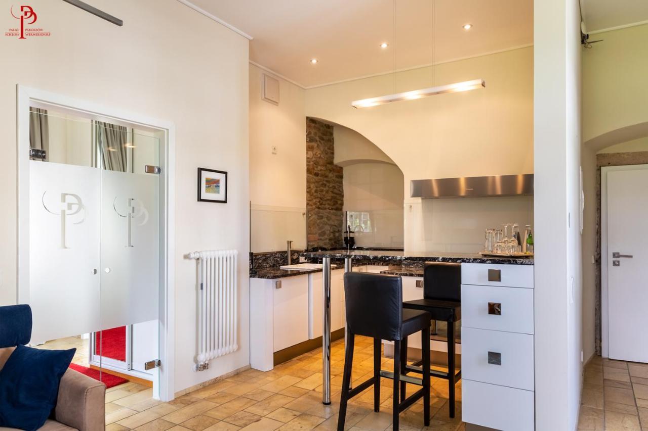 Pałac Pakoszów Jelenia Góra Exterior foto A modern open plan kitchen